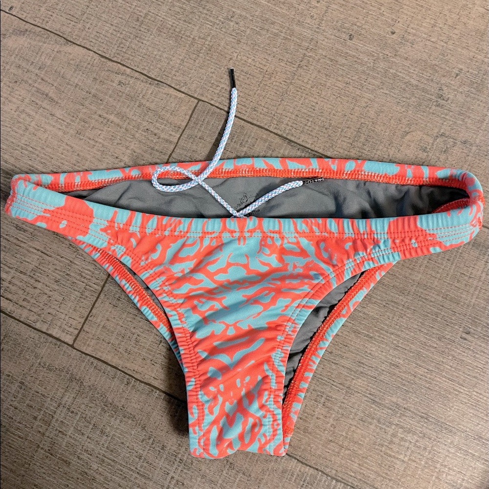 NEVER WORN Jolyn European bottoms‼️